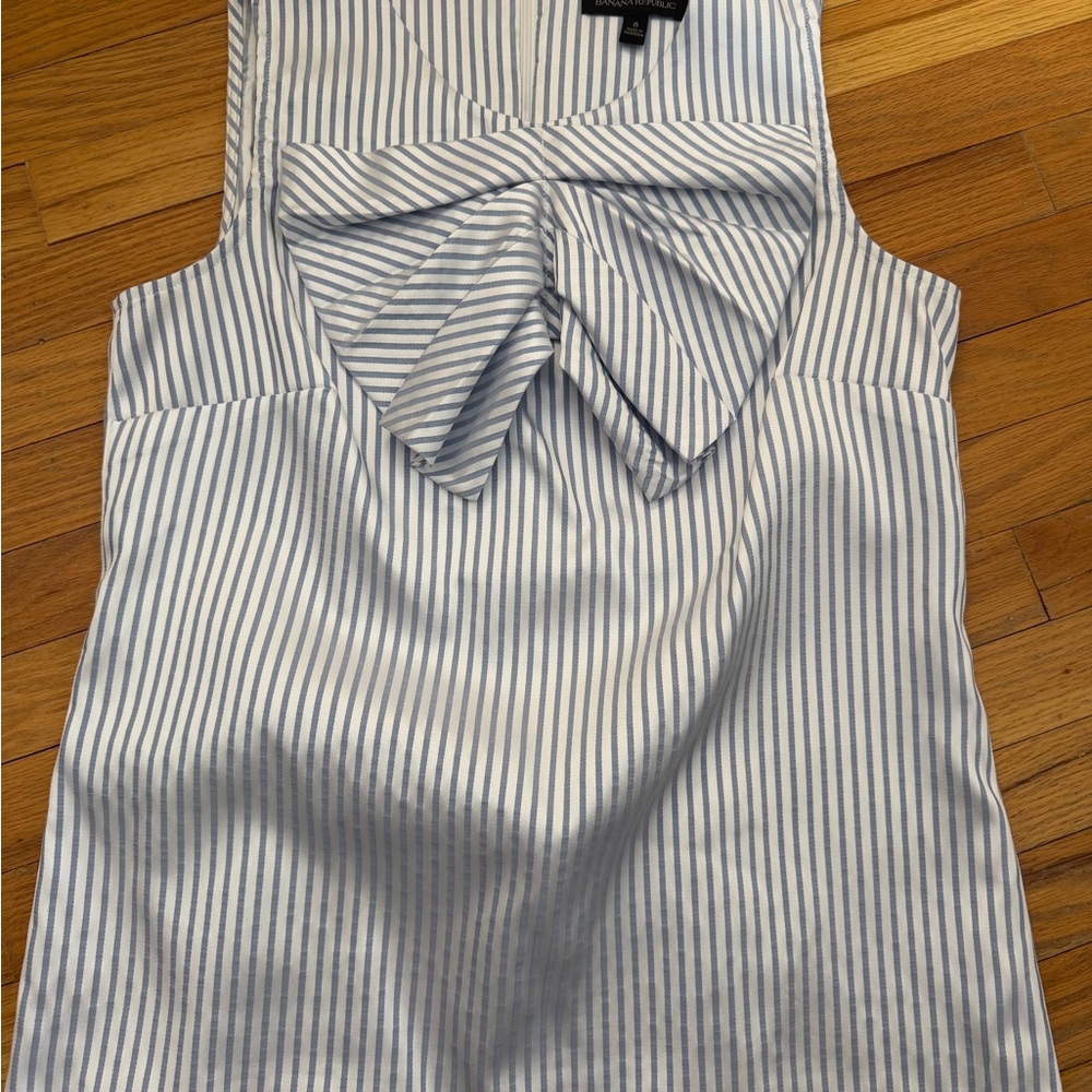 Banana Republic Striped Sleeveless Top size 8